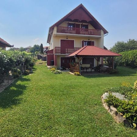 Zoltan Nyaralo Apartment Zalakaros Bagian luar foto